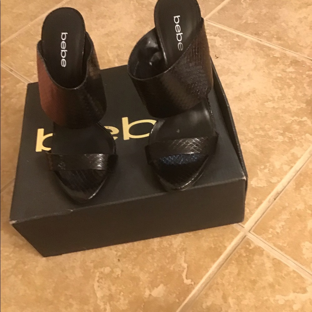 Shoes - Picture 3 of 3